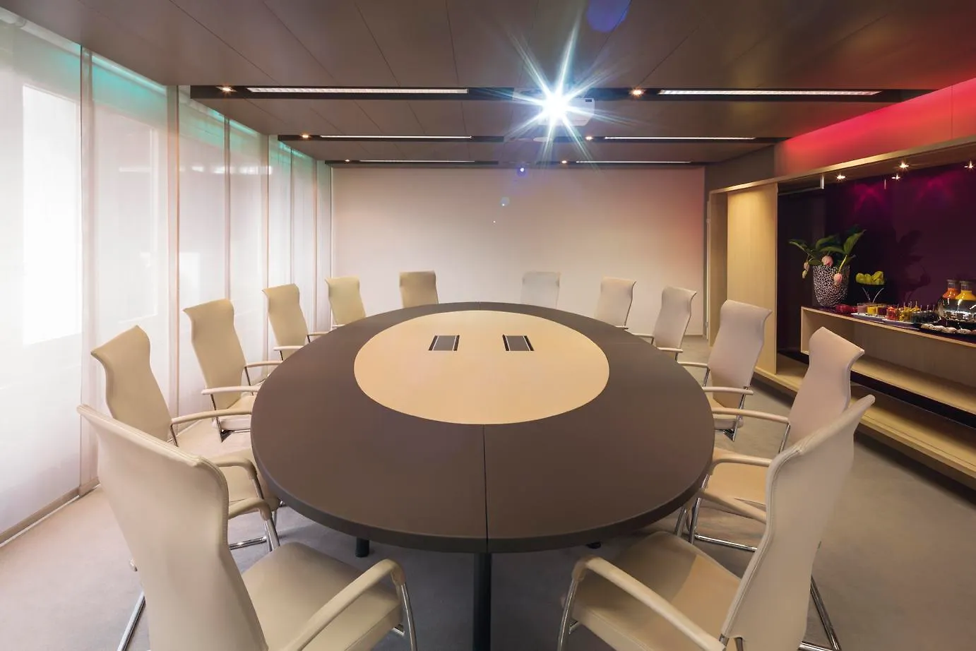 Moevenpick Hotel Zuerich-Регенсдорф Регенсдорф