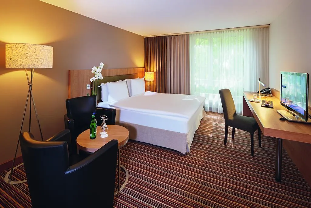Moevenpick Hotel Zuerich-Регенсдорф  Регенсдорф