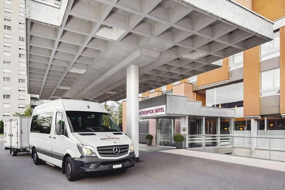 Moevenpick Hotel Zuerich-Регенсдорф
