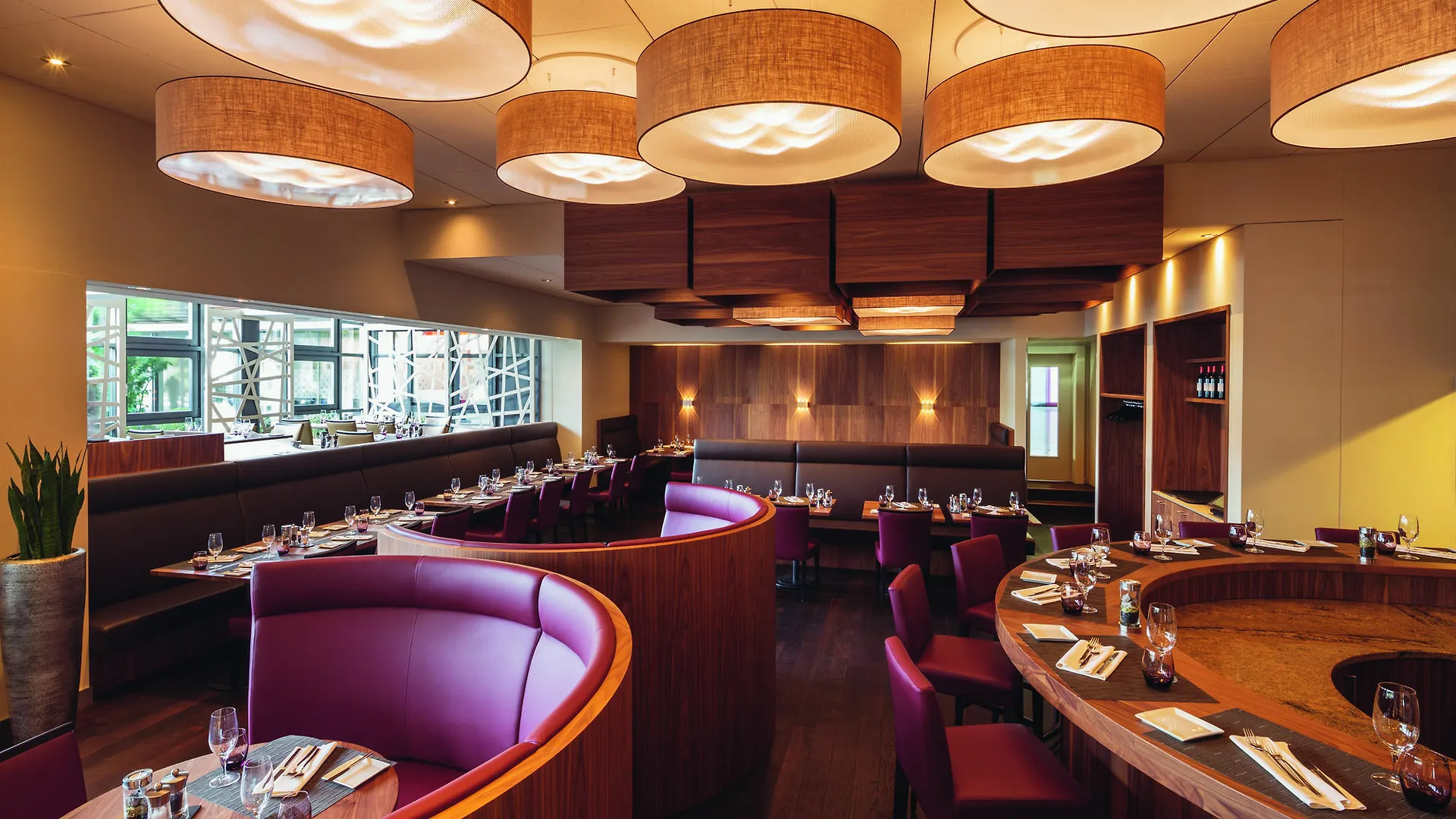 Moevenpick Hotel Zuerich-Регенсдорф